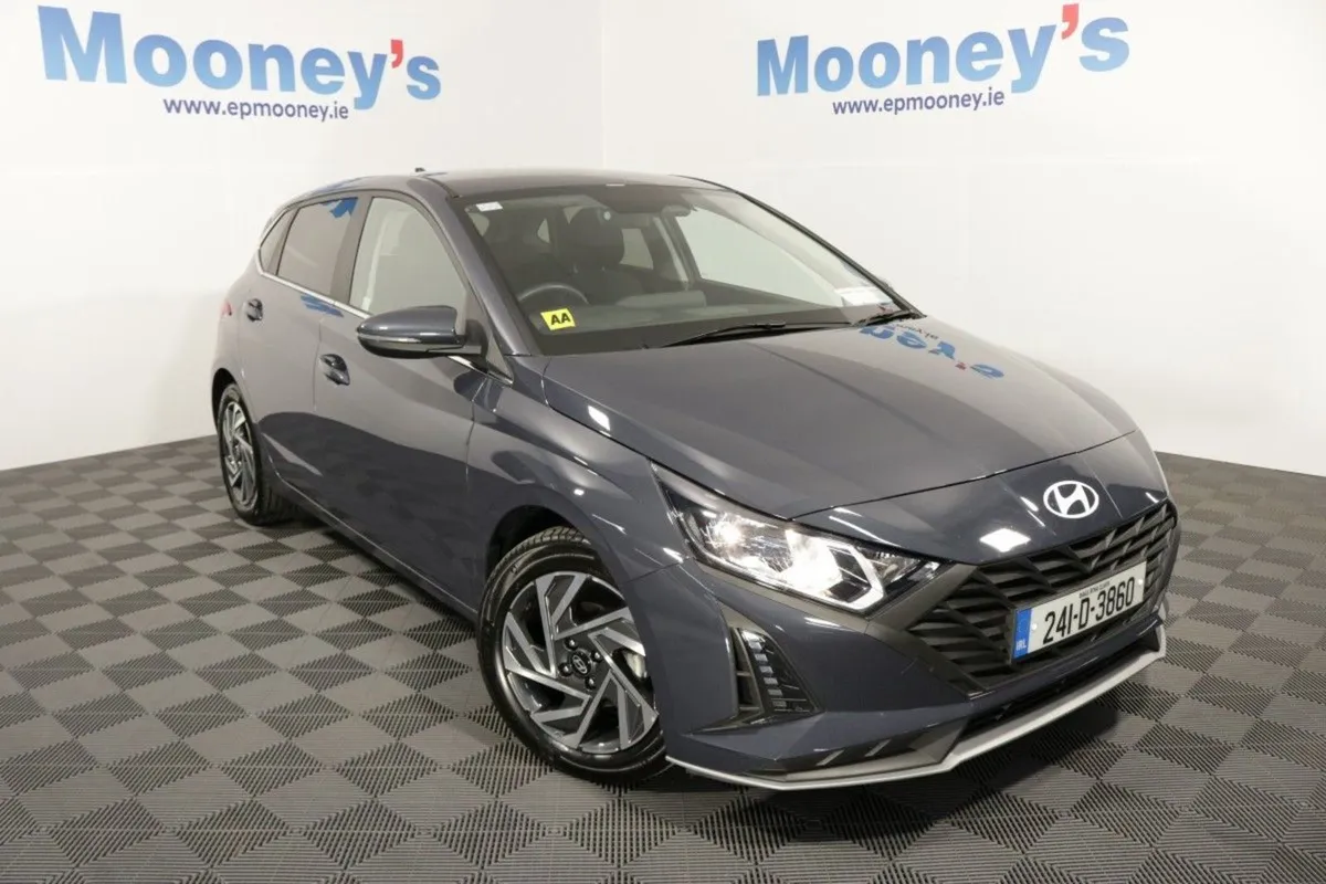 Hyundai i20 Deluxe Plus 1.2l Petrol Hatchback - Image 1