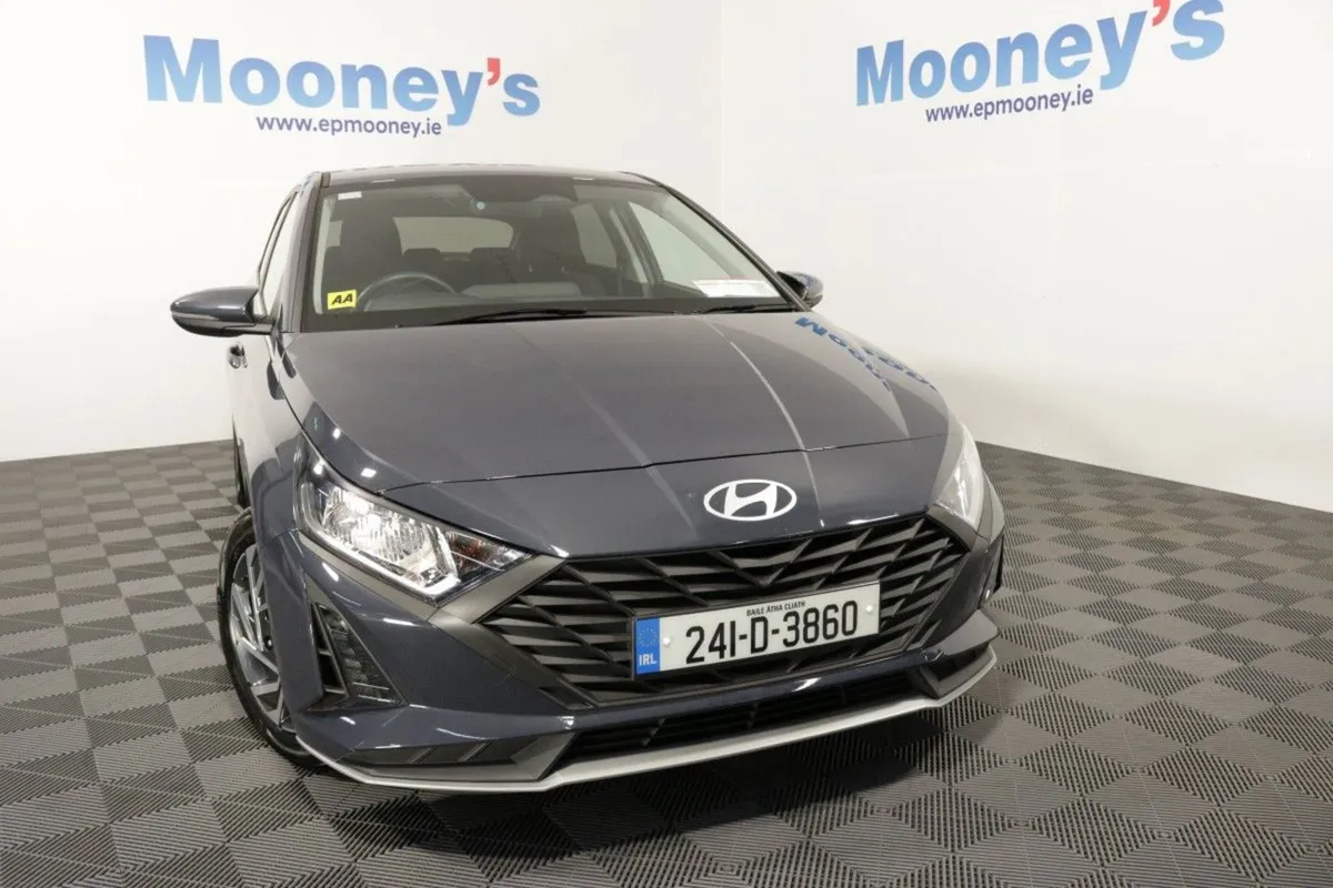 Hyundai i20 Deluxe Plus 1.2l Petrol Hatchback - Image 2