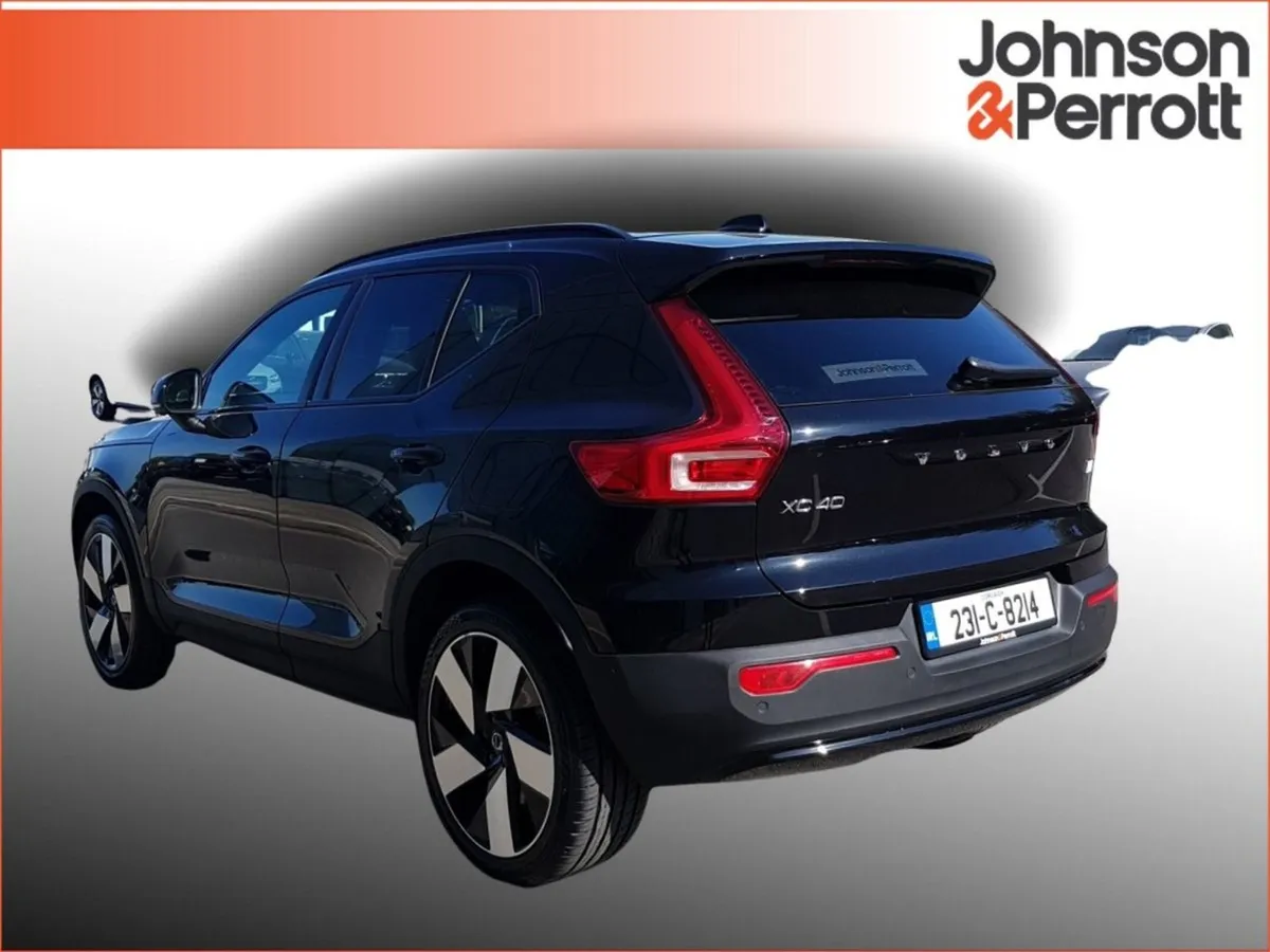 Volvo XC40 231BHP 69 kWh Ultimate (panoramic Sunr - Image 3