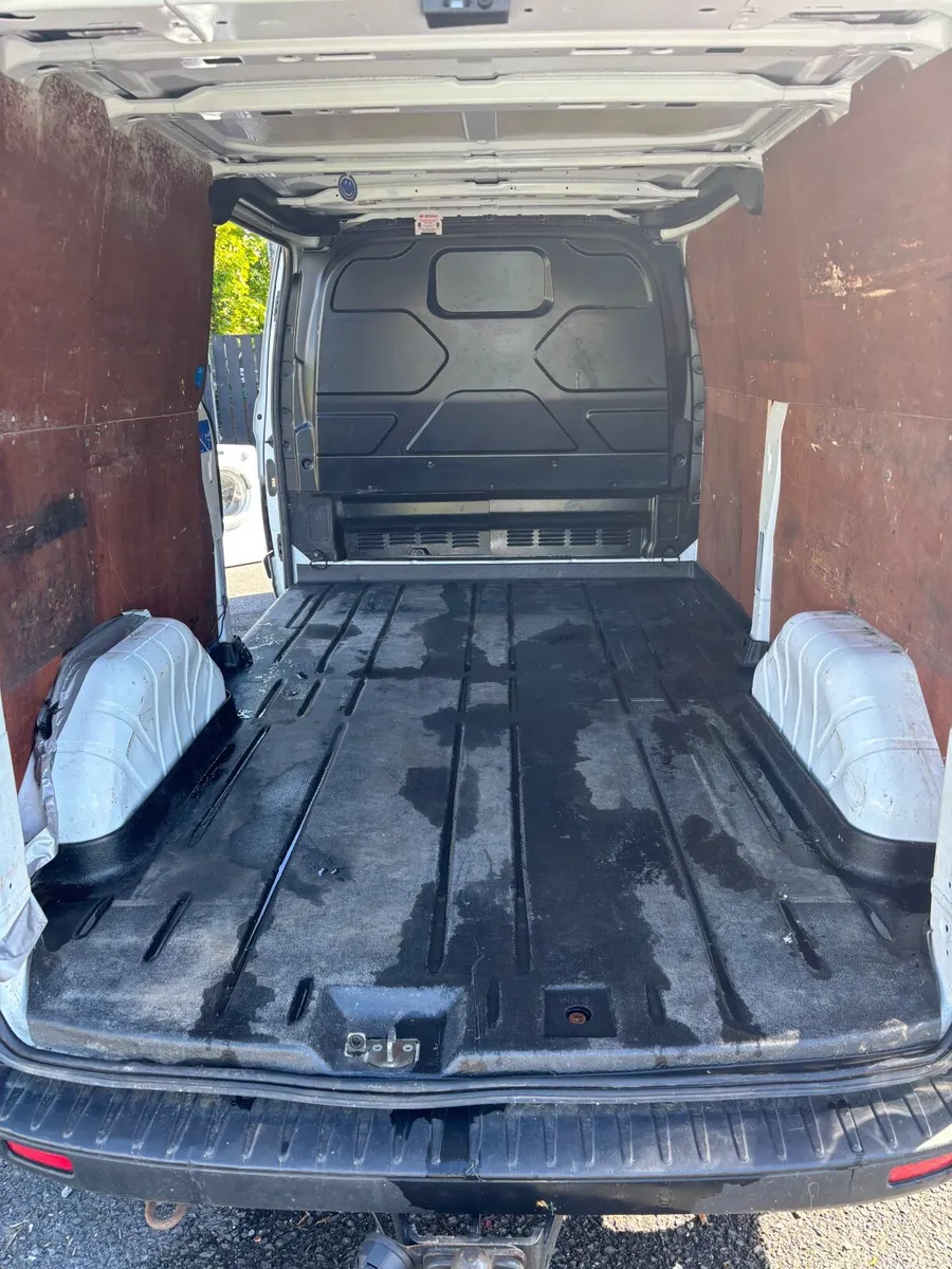 Ford Transit Custom 2019 - Image 4