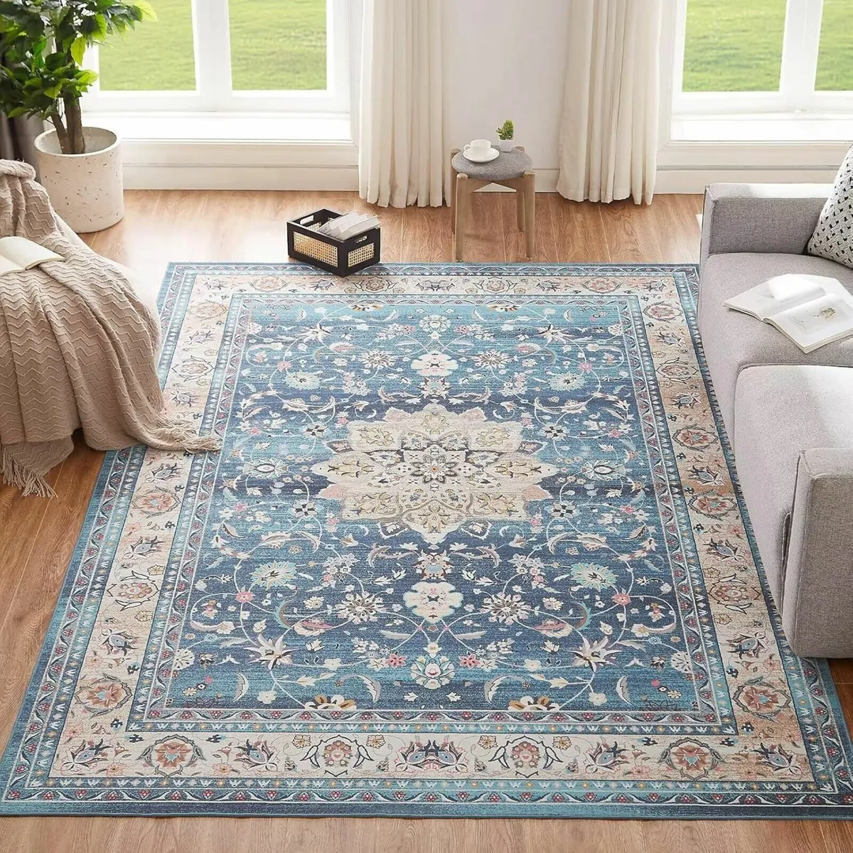 Classic Large Rugs Living Room Blue 160x230cm - Image 1