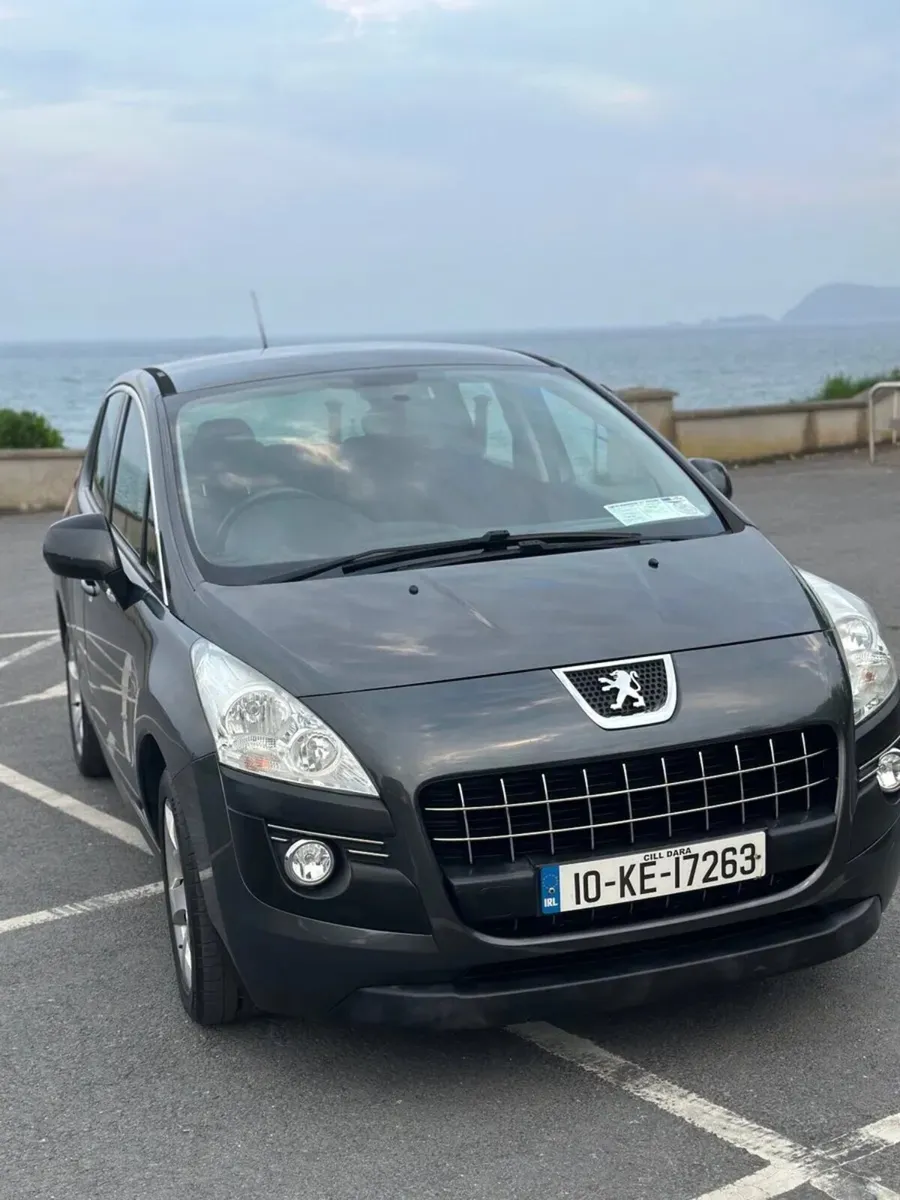 Car - Image 1