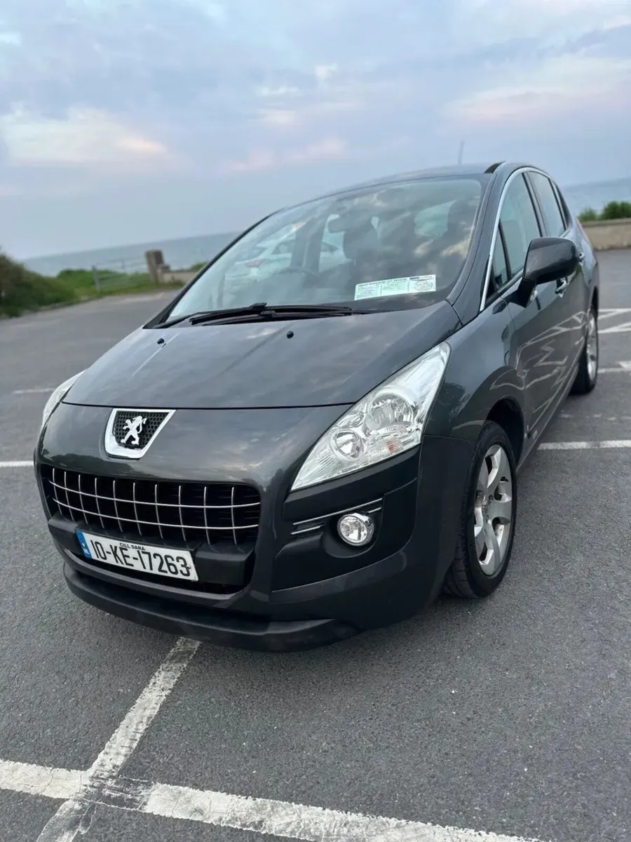 Car - Image 3