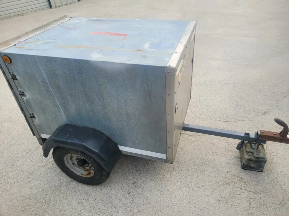 Murphy trailer 4ft long 3ft wide - Image 3