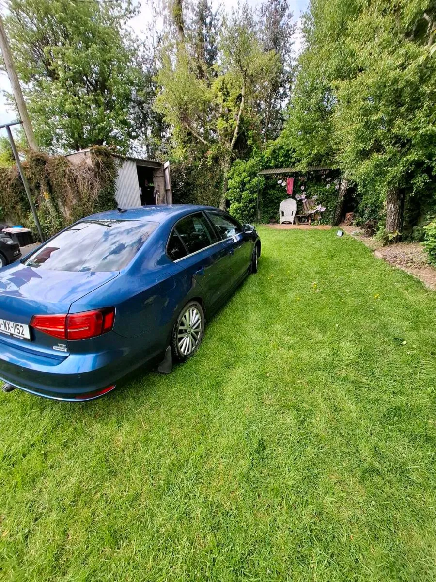 Volswagen jetta - Image 4