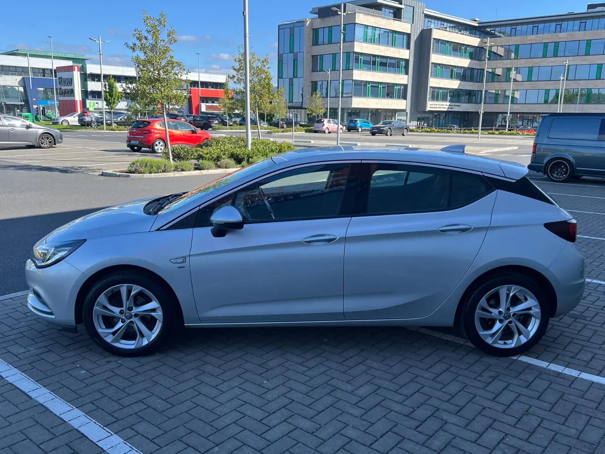 Opel Astra SRi 2018 - Image 4