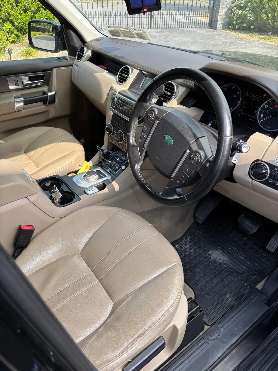 Land Rover Discovery 2012 - Image 4