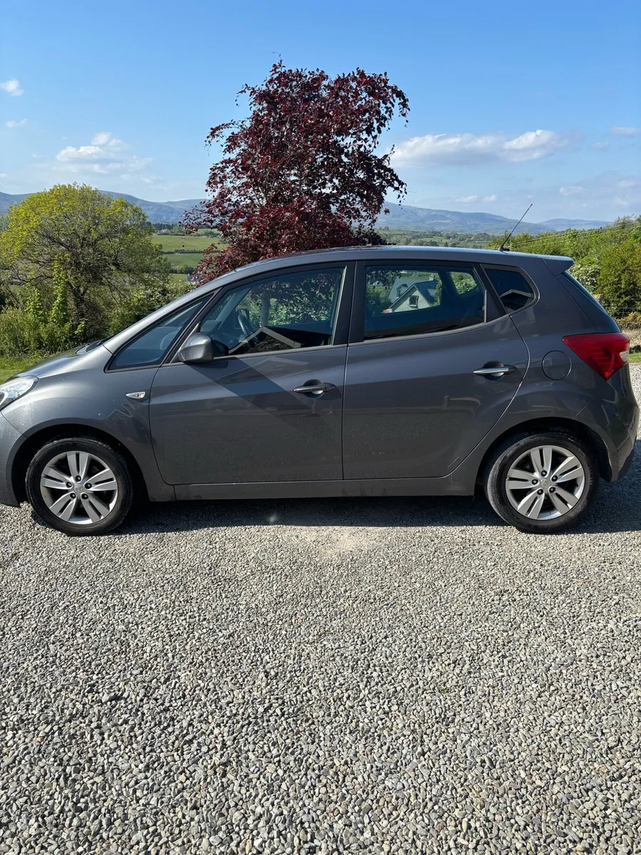 Hyundai IX20 - Image 3