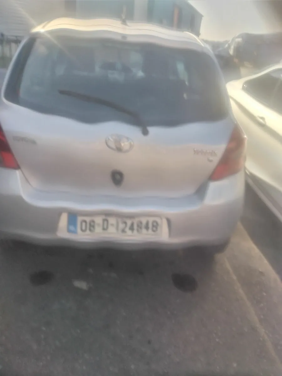 Toyota Yaris 2008 - Image 4