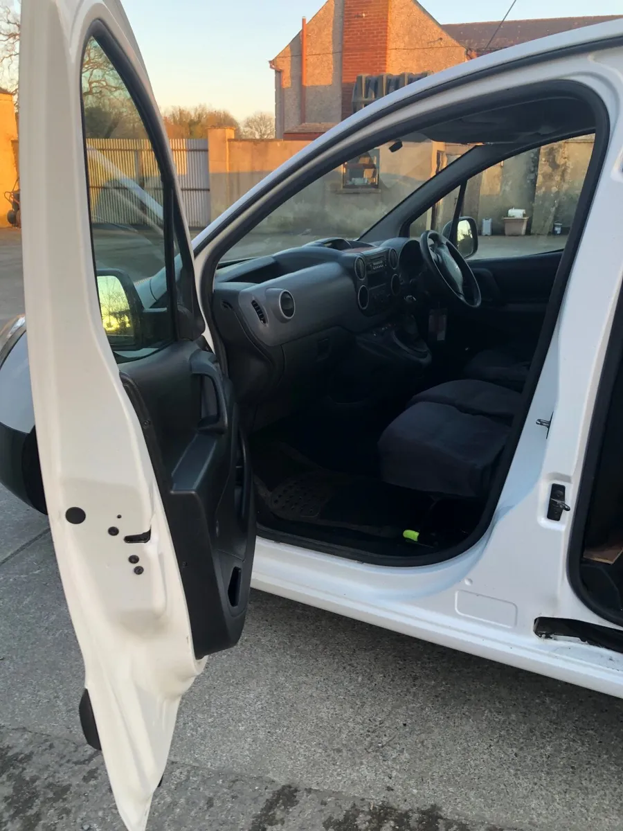 Peugeot Partner 2017 - Image 1