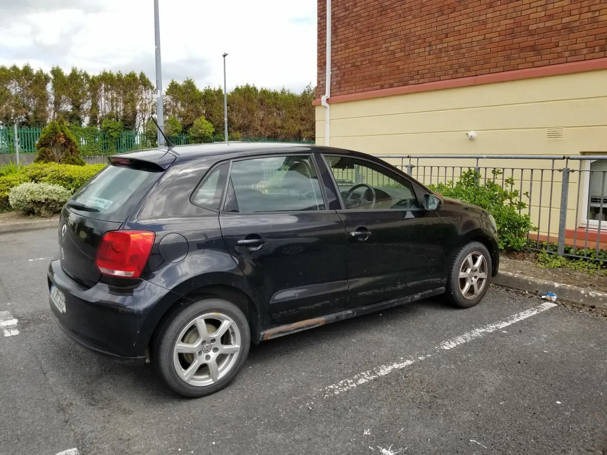 Volkswagen Polo 2012 - Image 2