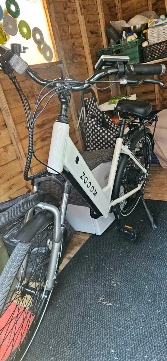 Electric bike - Image 2