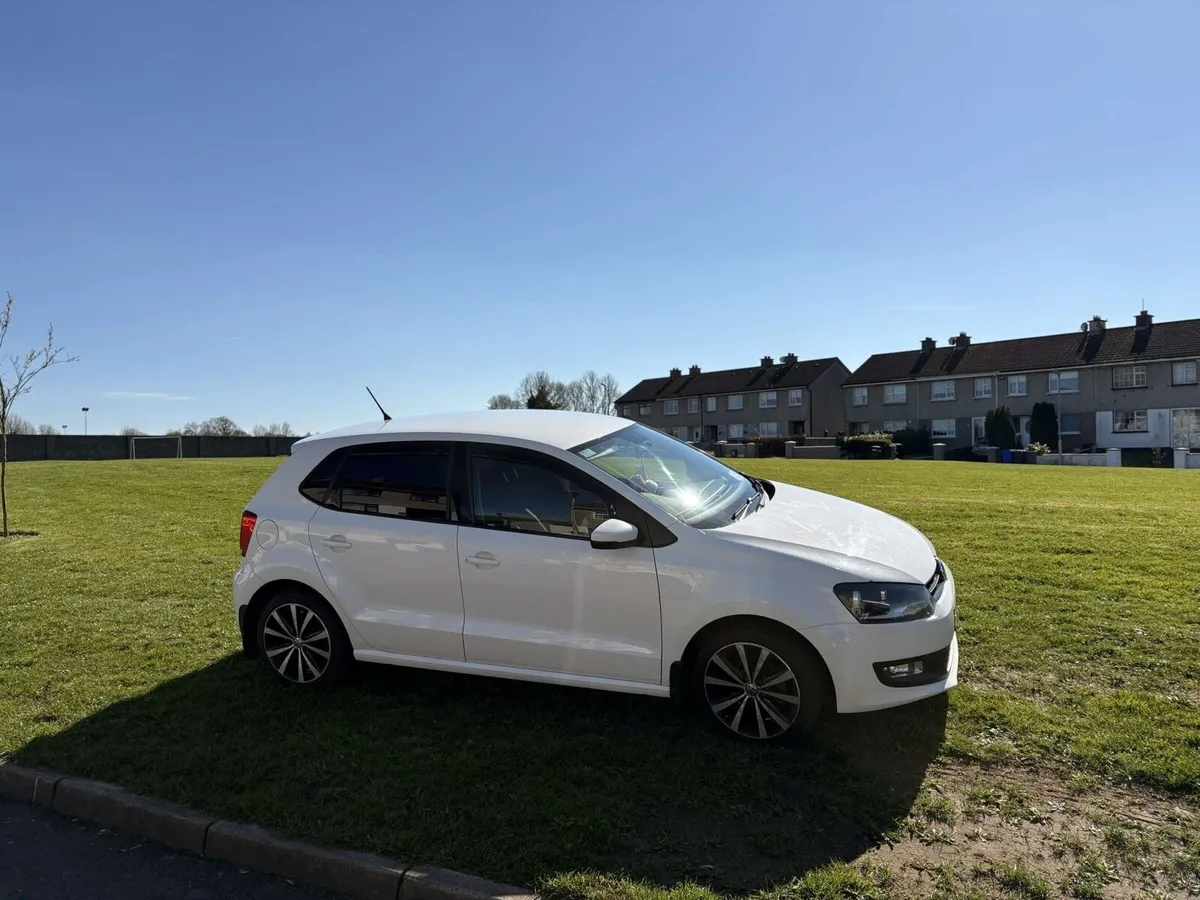 Volkswagen polo - Image 1