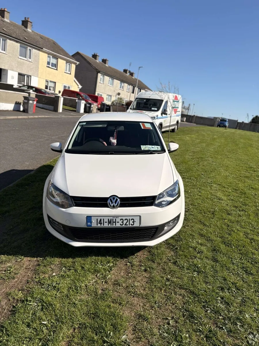 Volkswagen polo - Image 2