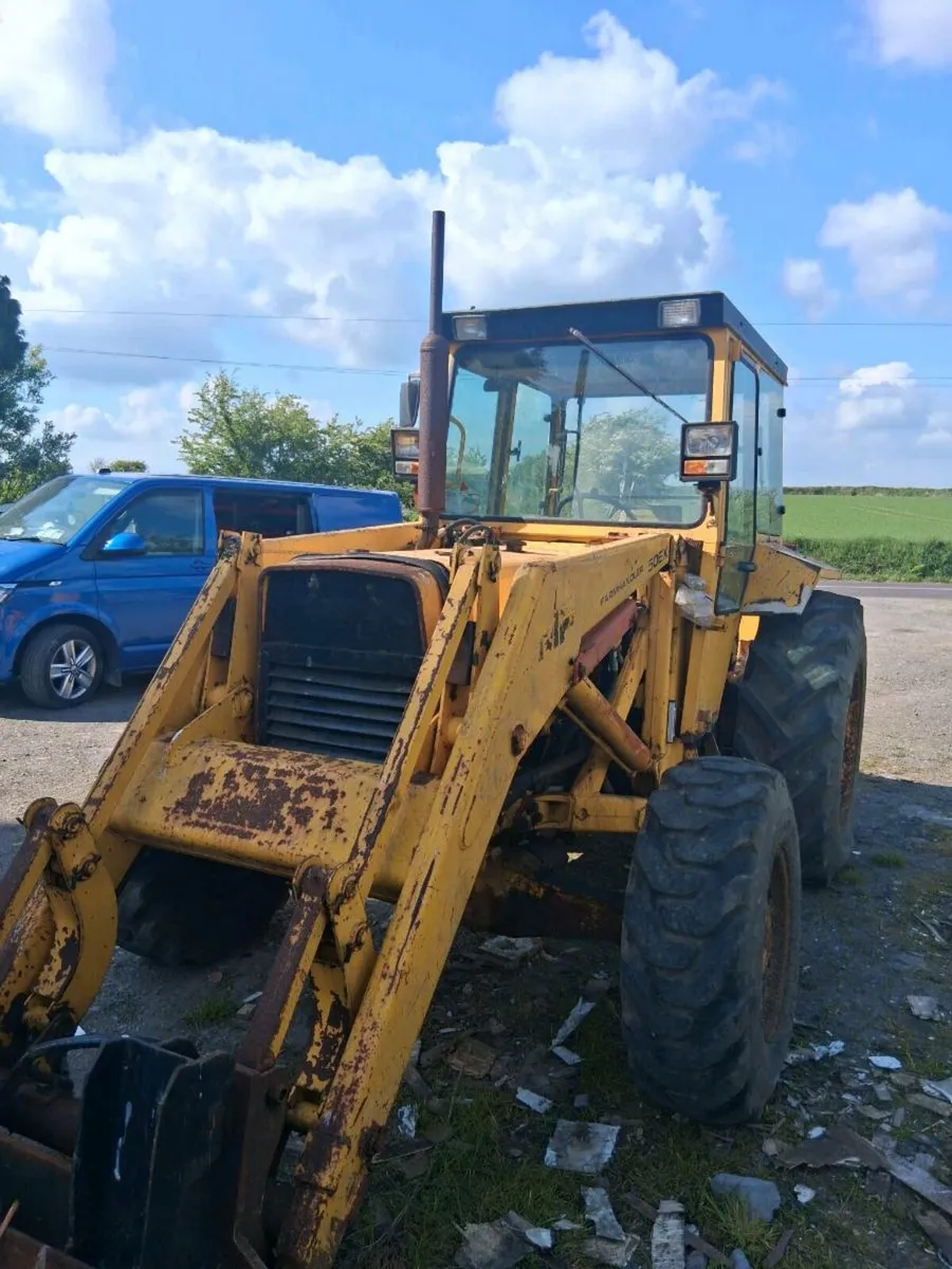 Massey 50EX Loader - Image 2