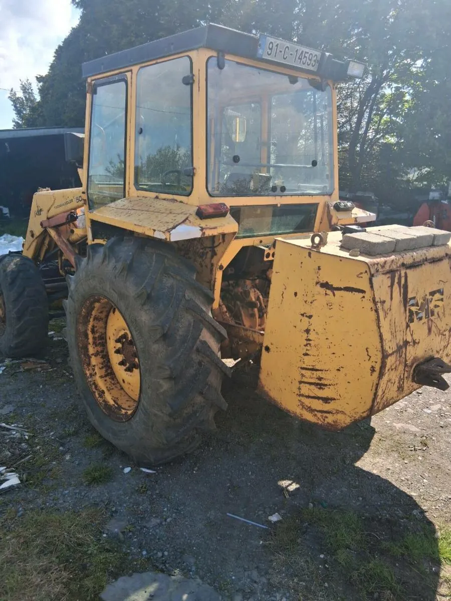 Massey 50EX Loader - Image 3