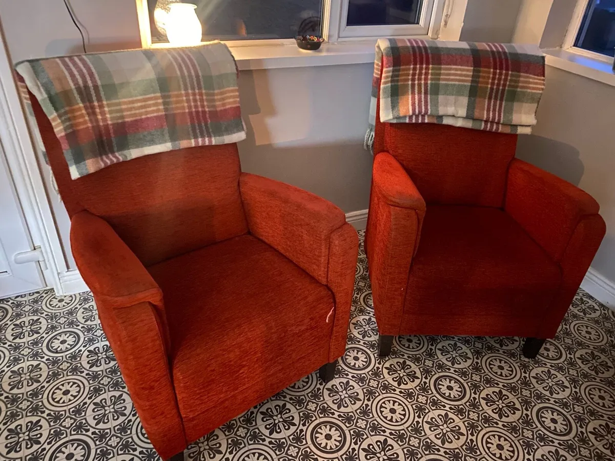 Two armchairs - Image 1