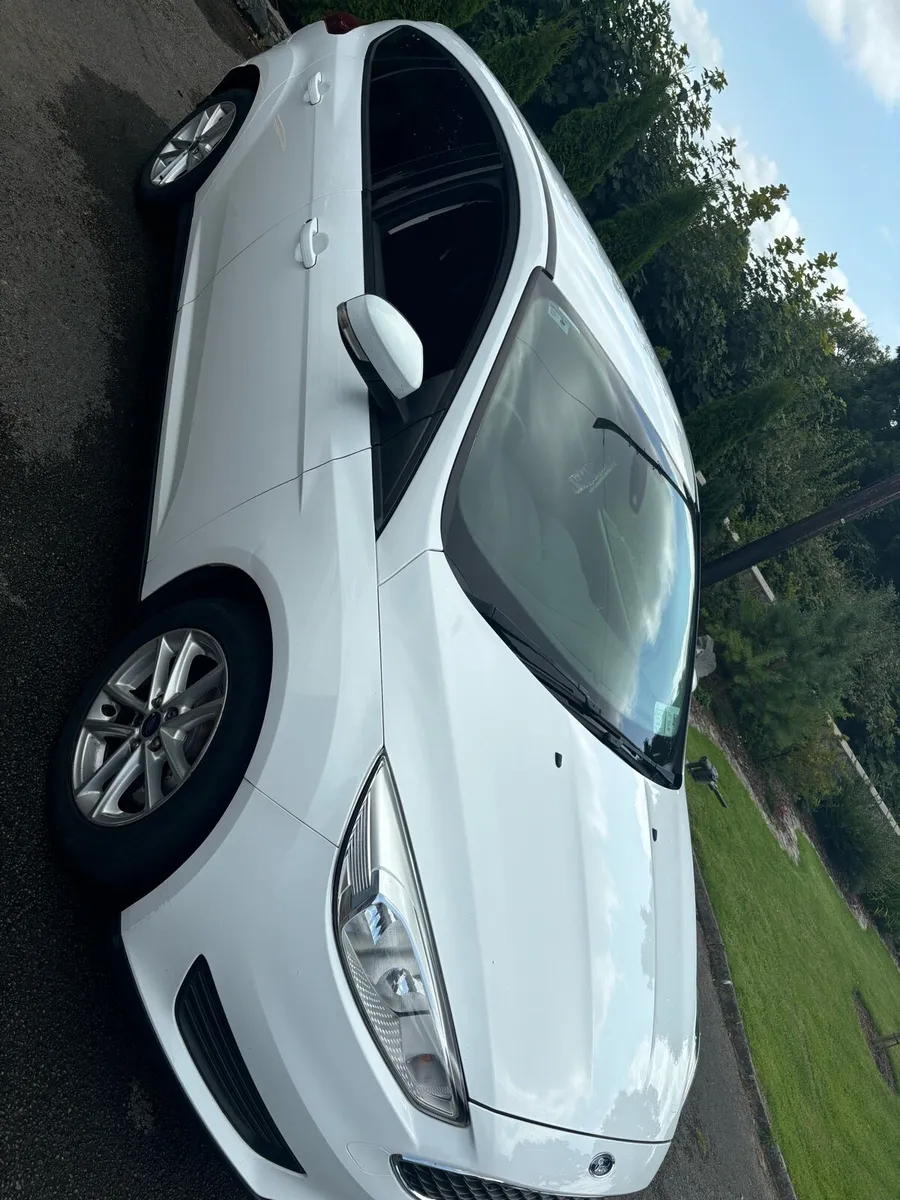 Ford Focus - Image 4