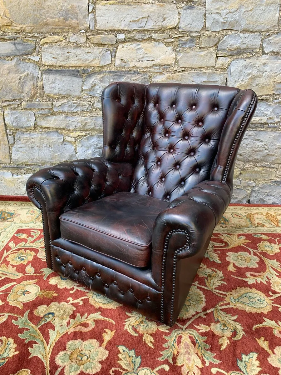 A hide Leather deep button library armchair - Image 4