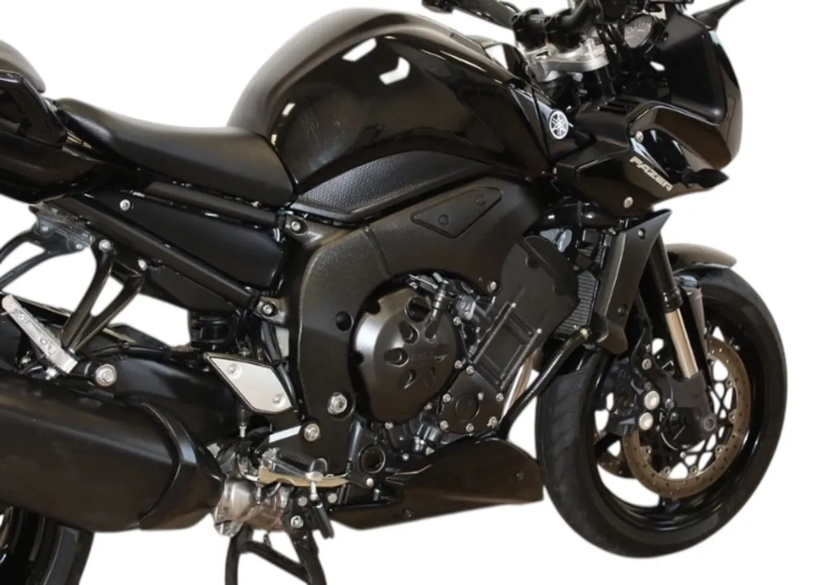 Yamaha FZ1 “DEPOSIT TAKEN” - Image 4