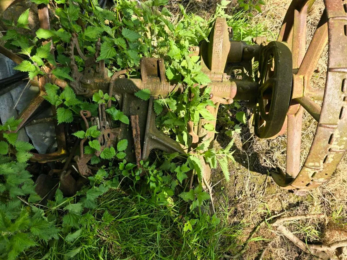 Vintage Victor Mower - Image 3