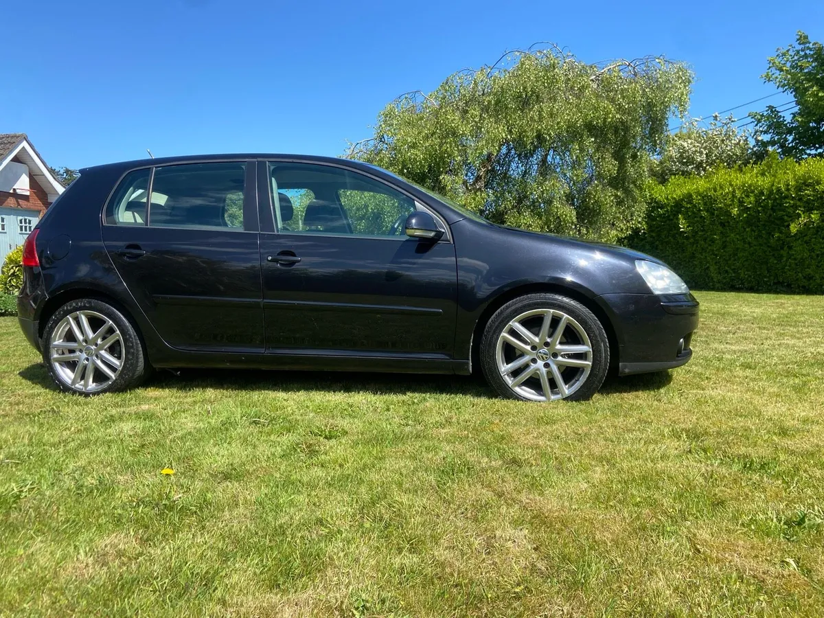 Car - Image 3