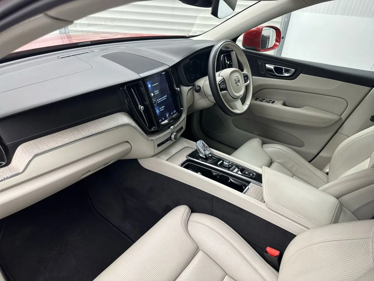 Volvo XC60 T8 Inscription PRO  just IN   140 P/W - Image 4