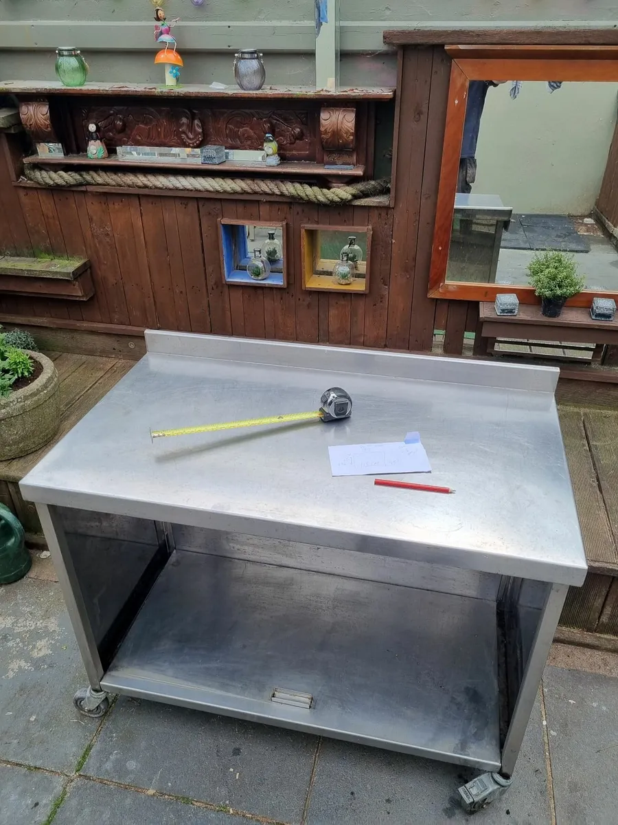 Stainless steel prep table - Image 1