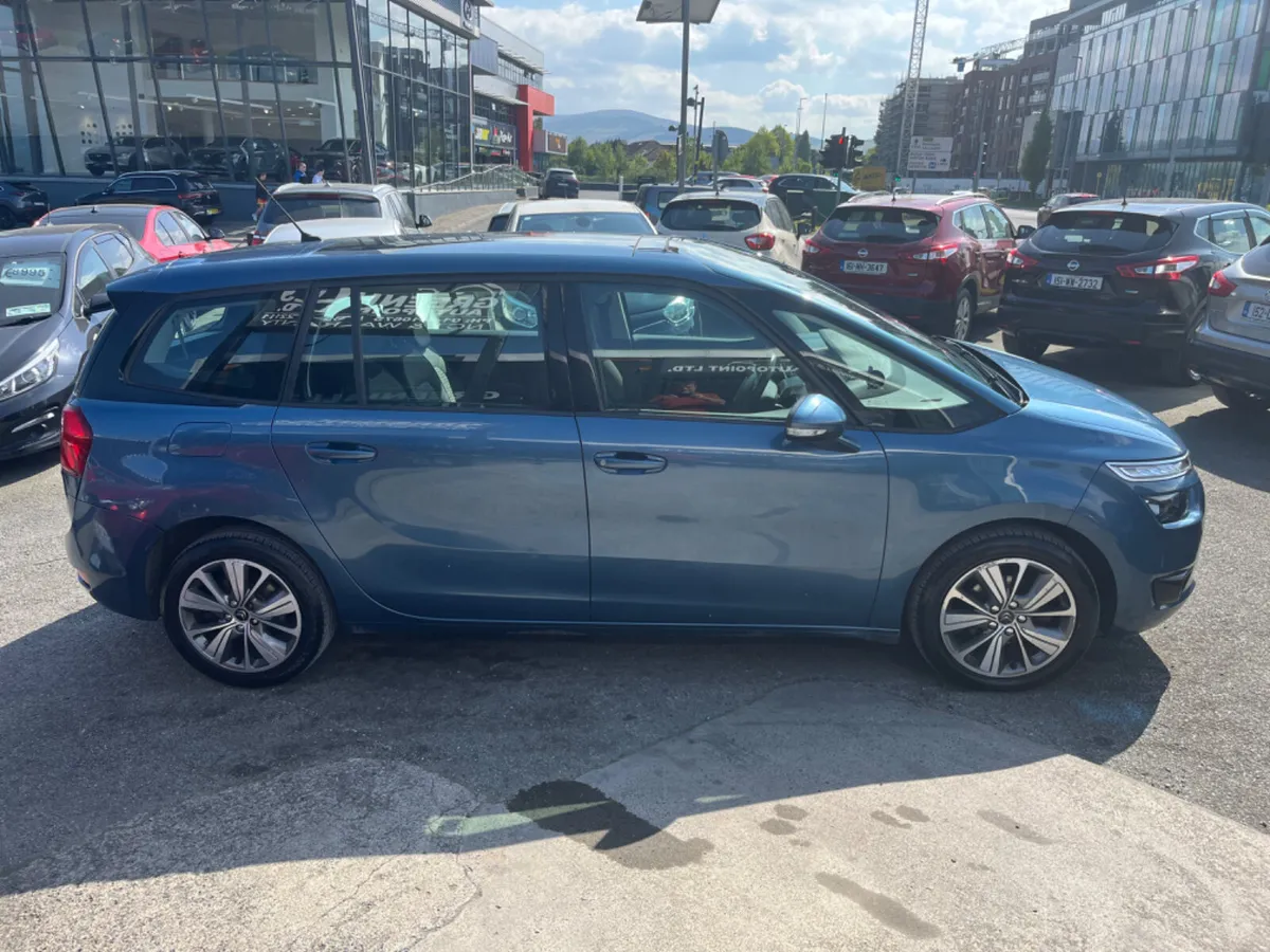 Citroen C4 2016    / 7 seater / - Image 4