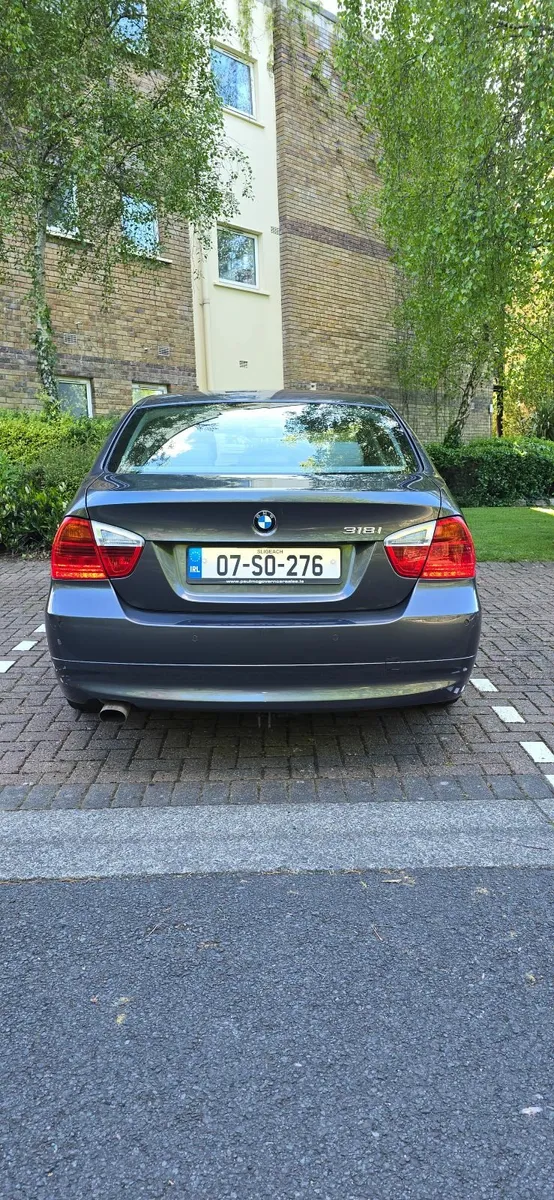 BMW 3-Series 2007 - Image 1