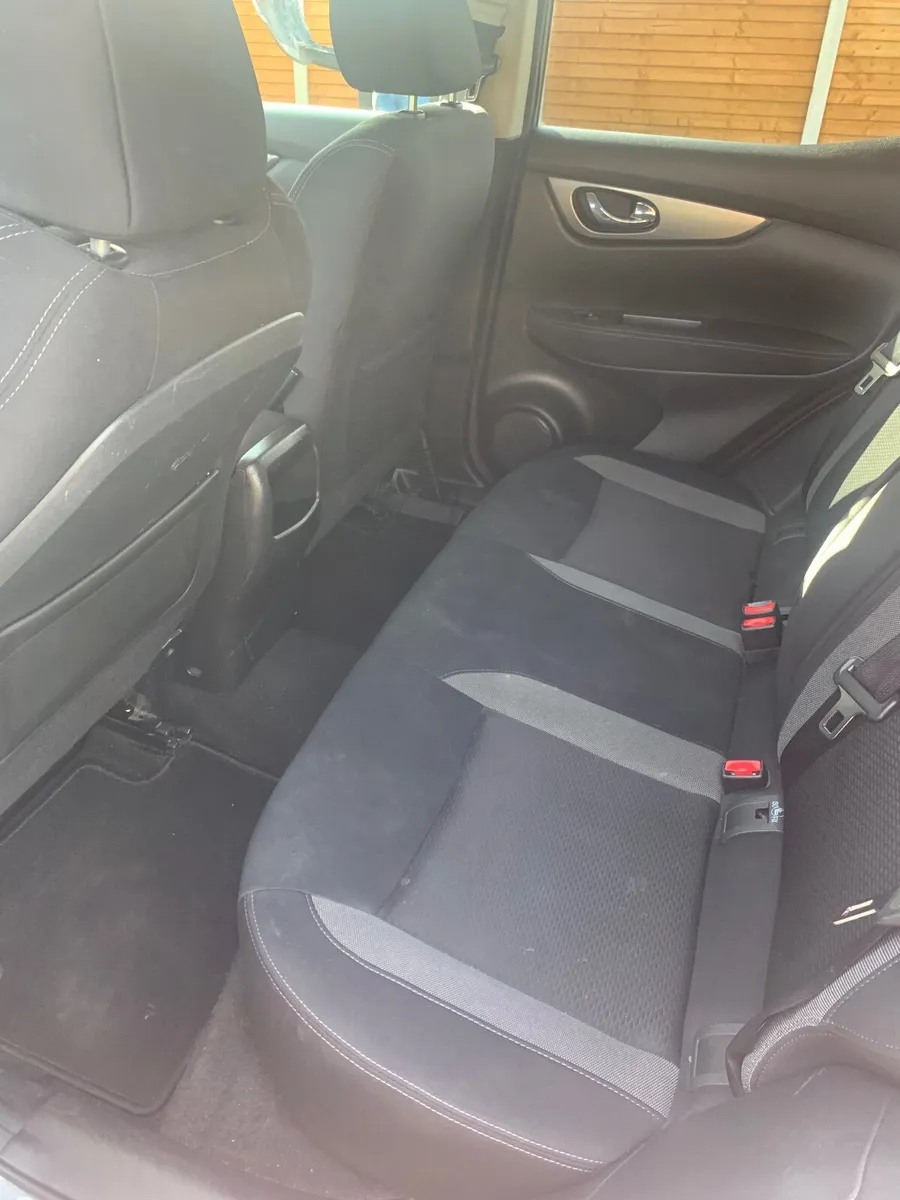 Nissan Qashqai 2018 - Image 2