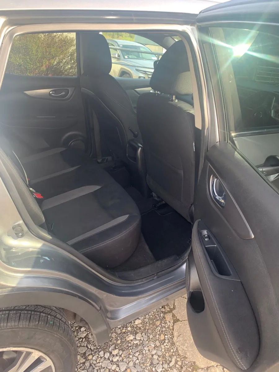 Nissan Qashqai 2018 - Image 3