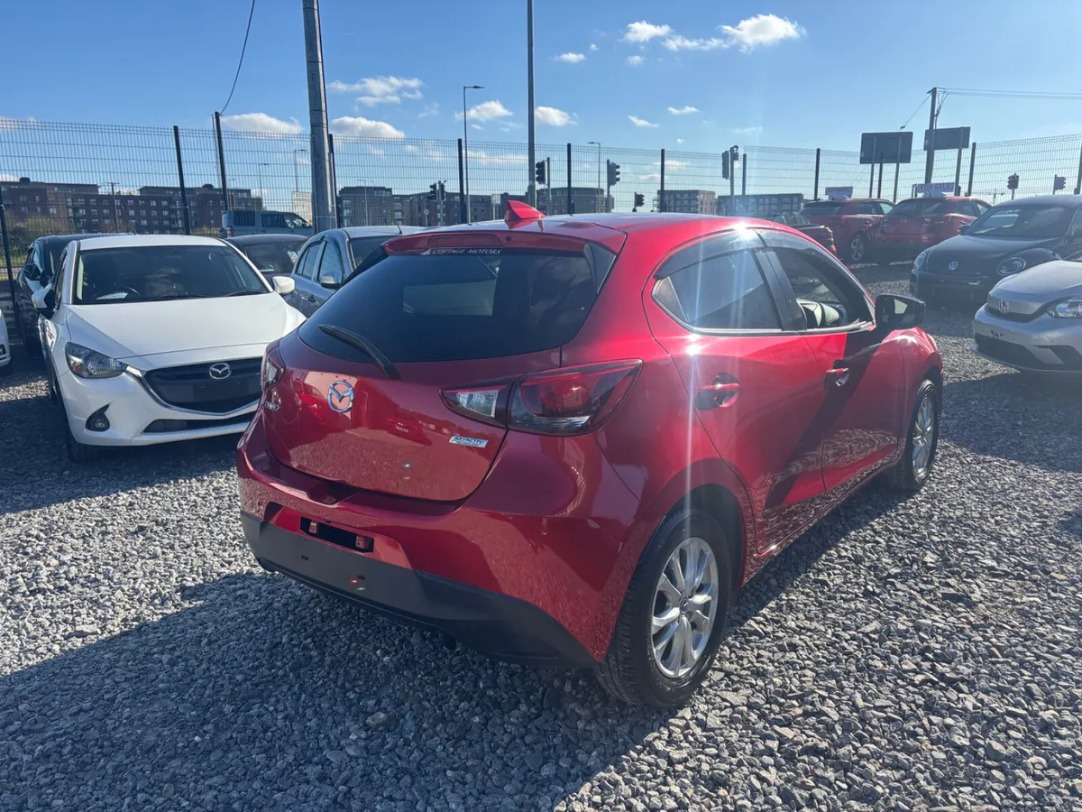 Mazda Demio - Image 4