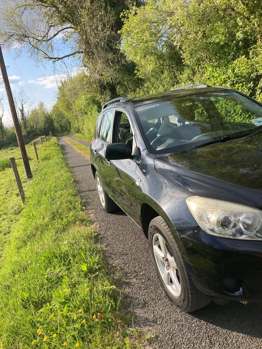 Commercial Rav 4 4x4 2.2L - Rare Find - Image 3