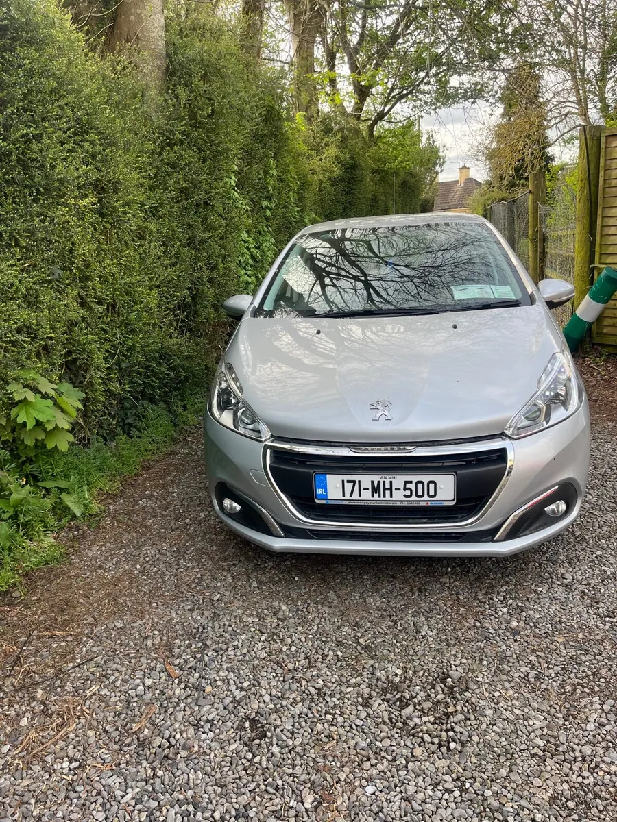Peugeot 208 2017 - Image 1
