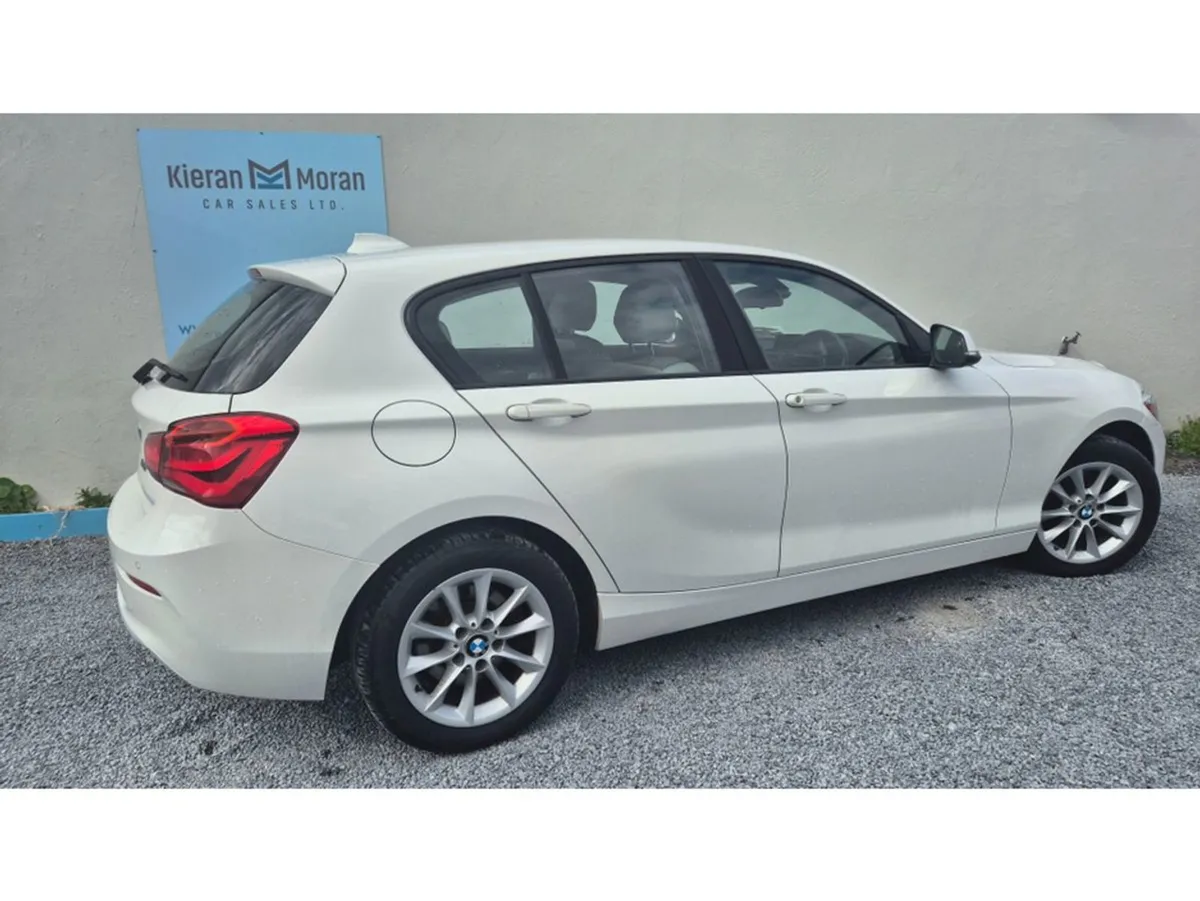 BMW 1 Series 118d - Image 4