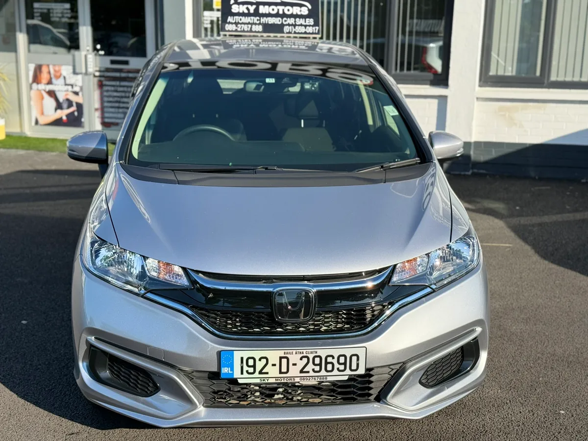 2019 Honda Fit 1.5 Hybrid auto ,Low Miles 21K KM - Image 2