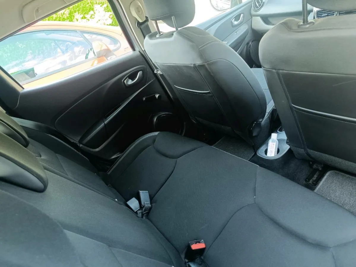 Renault Clio - Image 4