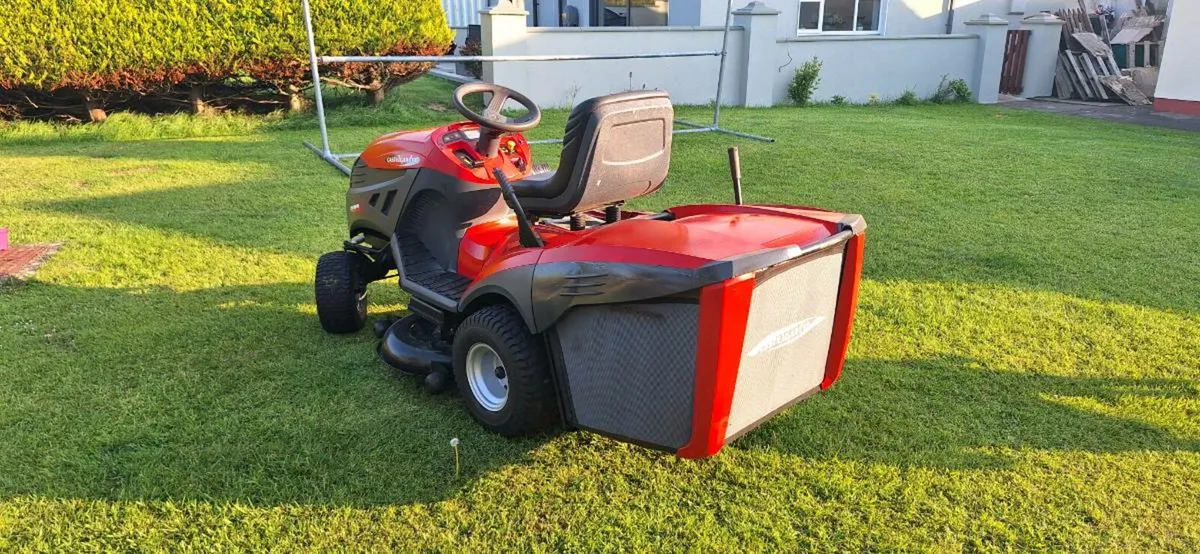 Castlegarden Lawn Mower - Image 3