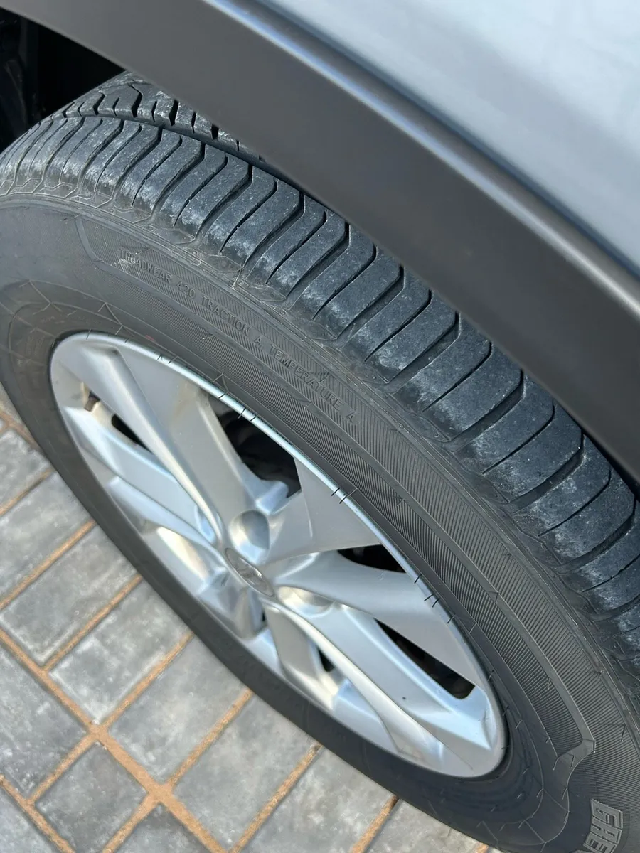 Nissan Xtrail Automatic 7 Seater - Image 2