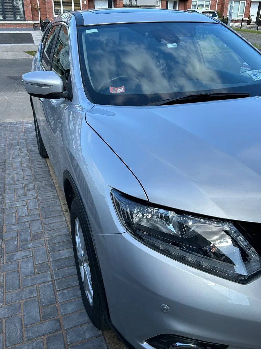 Nissan Xtrail Automatic 7 Seater - Image 3