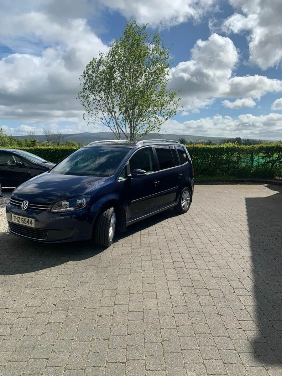 Volkswagen Touran 2014 - Image 1