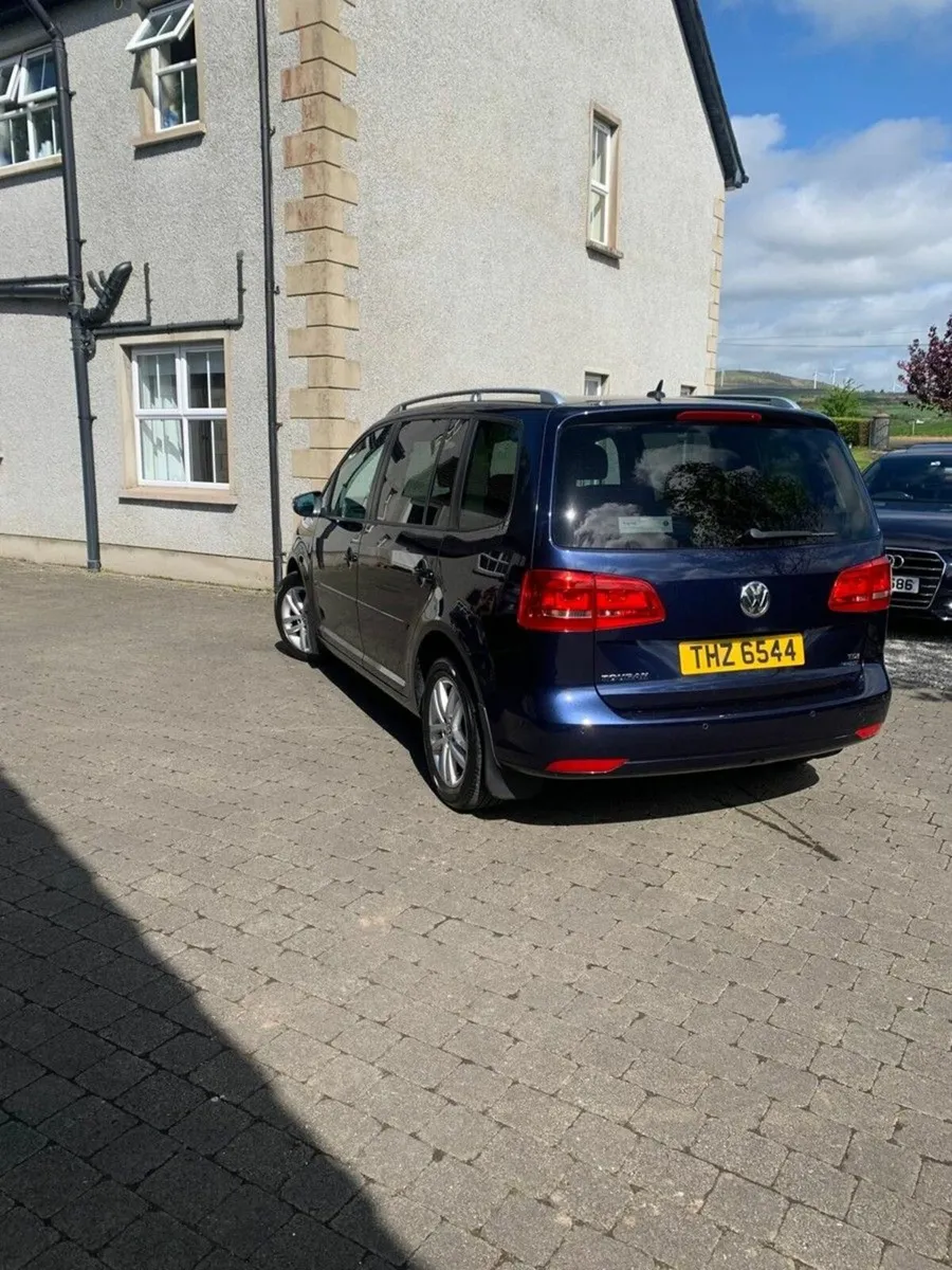 Volkswagen Touran 2014 - Image 4