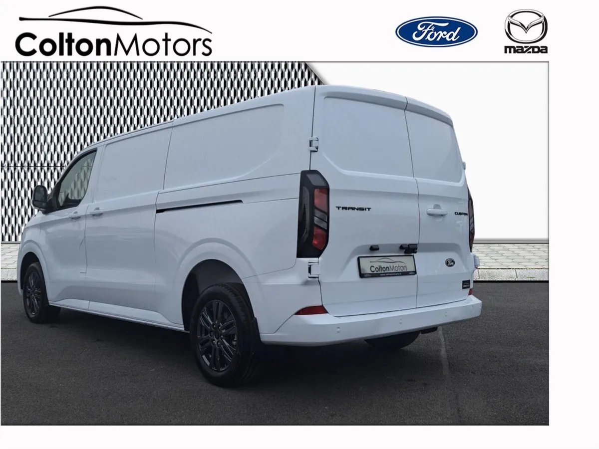 Ford Transit Custom Limited LWB 136 BHP 8 Speed A - Image 4