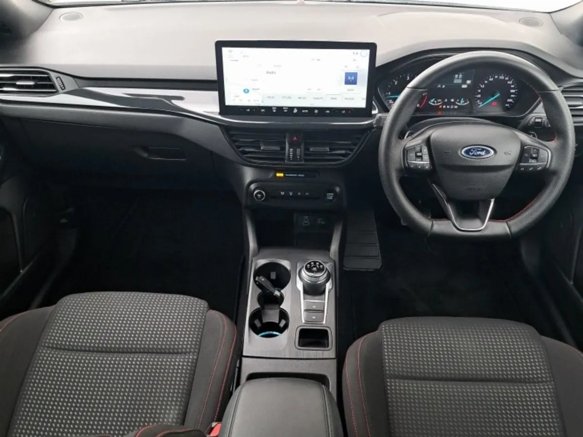 Ford Focus 1.5l Ecoblue 115PS St-line Auto - Image 3