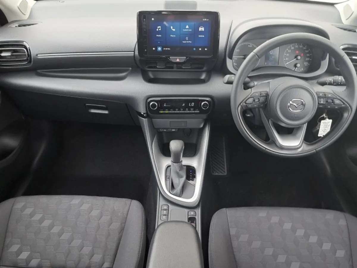 Mazda 2 2 Hybrid 1.5 - Image 3