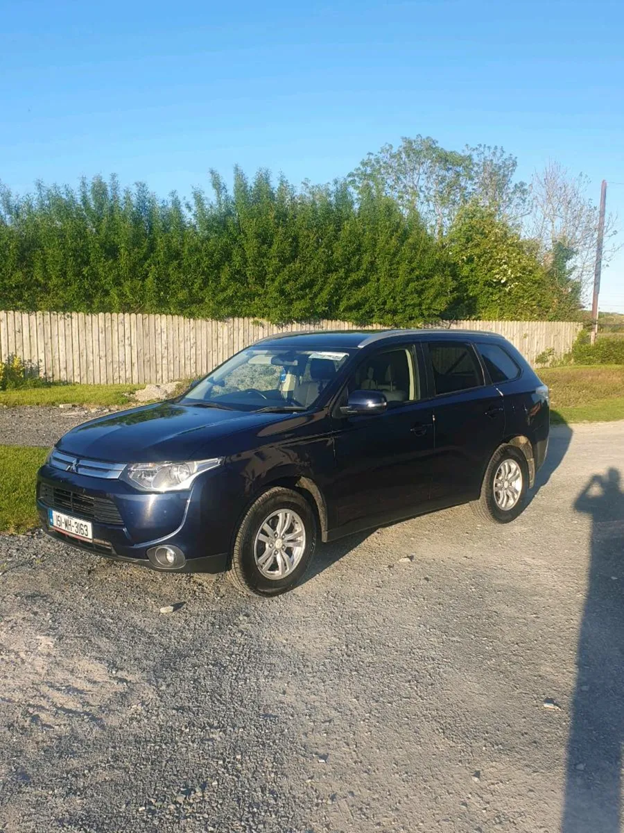 Mitsubishi Outlander - Image 1