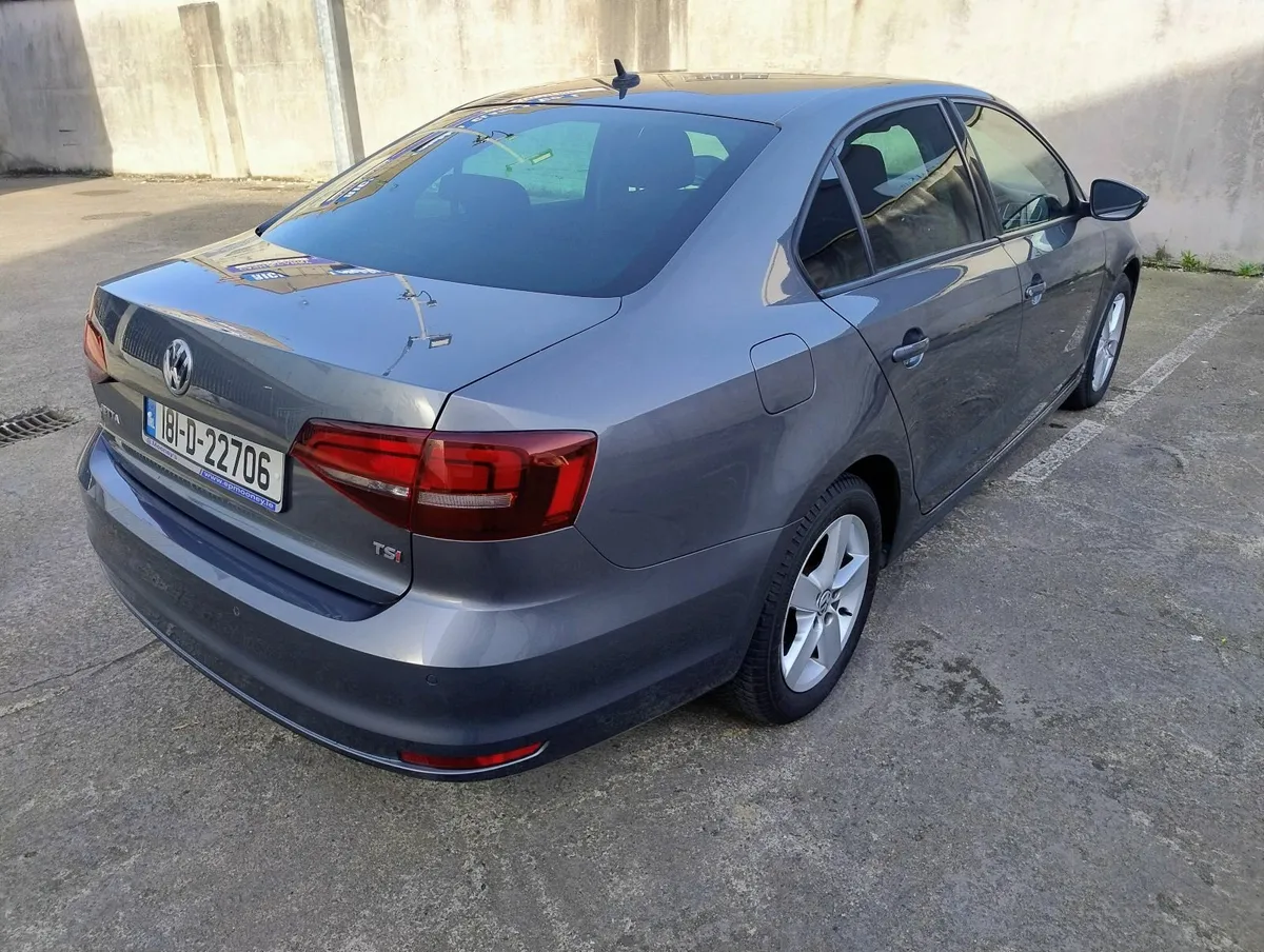 Volkswagen Jetta 1.2 TSI 2018 *Low Mileage 47000km - Image 3