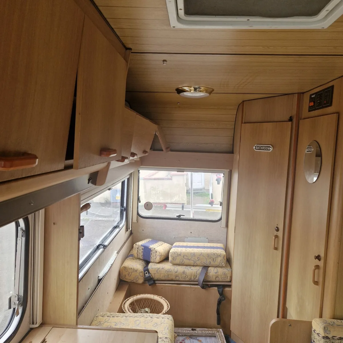 Camper - Image 2