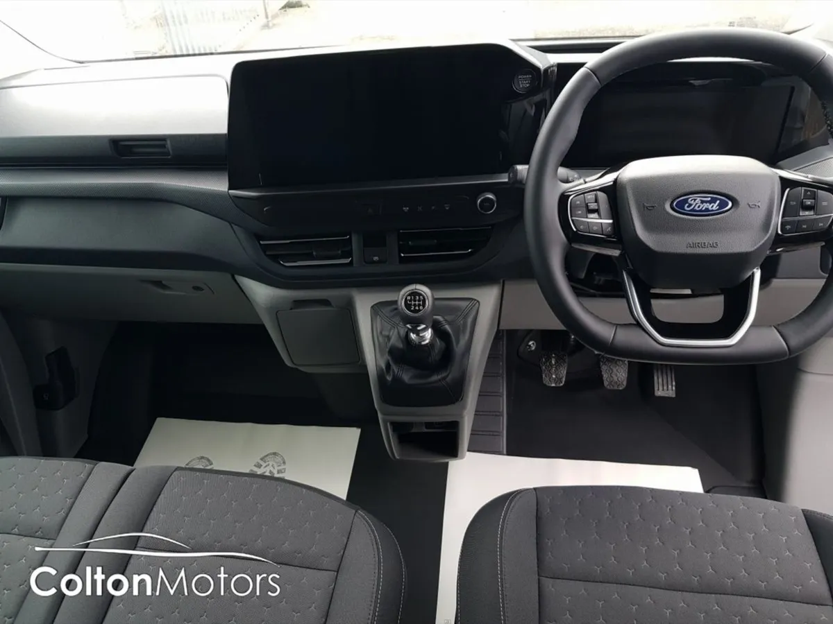 Ford Transit Custom Limited Custom 300 SWB 2.0 L - Image 3